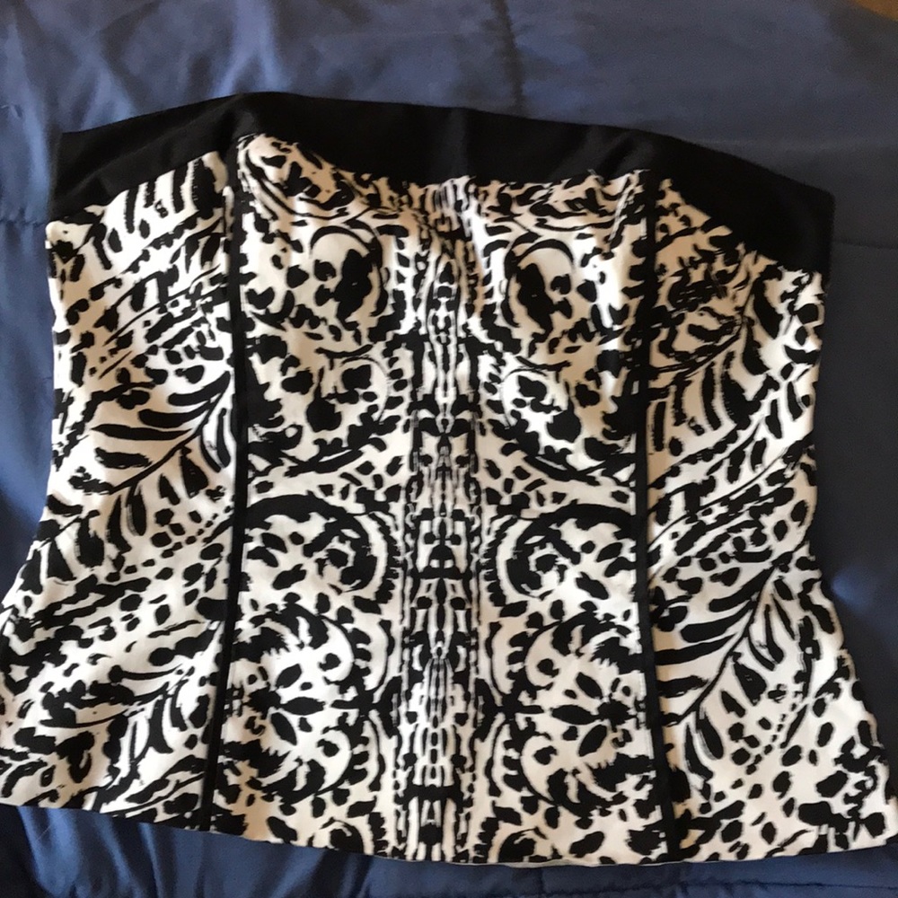 White house black market tube top size 10